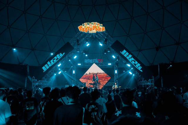 Salah satu pemenang kompetisi Authenticity Soundroom yang manggung di Pestapora 2023. Foto: dok. Nojorono Kudus