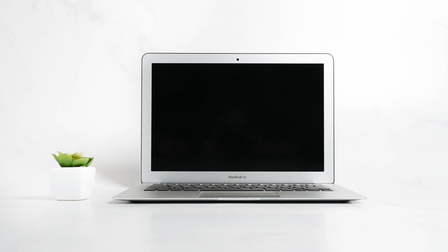 Ilustrasi Cara Mengatasi Black Screen, Foto: Unsplash/H Media
