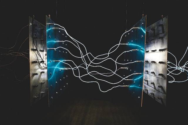 Ilustrasi cara pasang token listrik. Foto: Unsplash