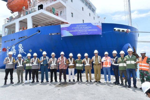 Pelepasan ekspor LNG perdana dari Kalimantan Utara (Kaltara) ke Fujian, China, hasil kolaborasi Pertamina dan Medco E&P selaku operator JOB Simenggaris dengan PT Kayan LNG Nusantara. Foto: Dok. Pertamina