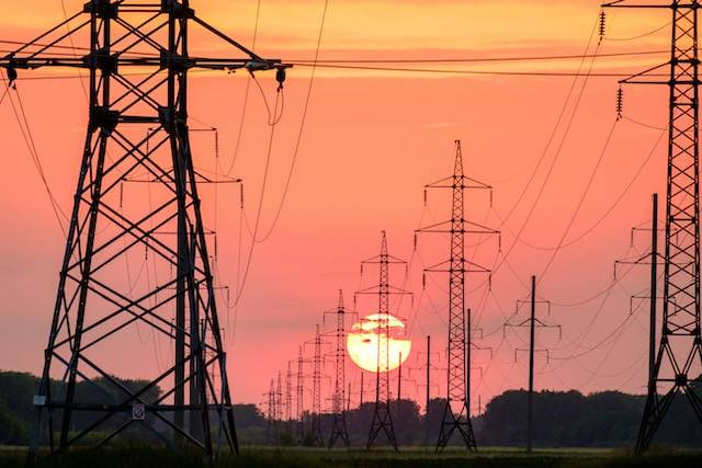 Ilustrasi Pengertian Energi Listrik. Foto: Unsplash.com/Andrey Metelev