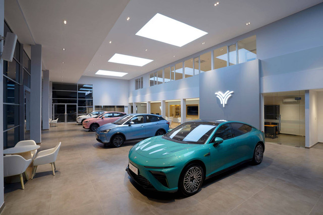 PT NETA Auto Indonesia meresmikan diler pertama di Kelapa Gading, Jakarta Utara (9/11). Foto: NETA AUTO