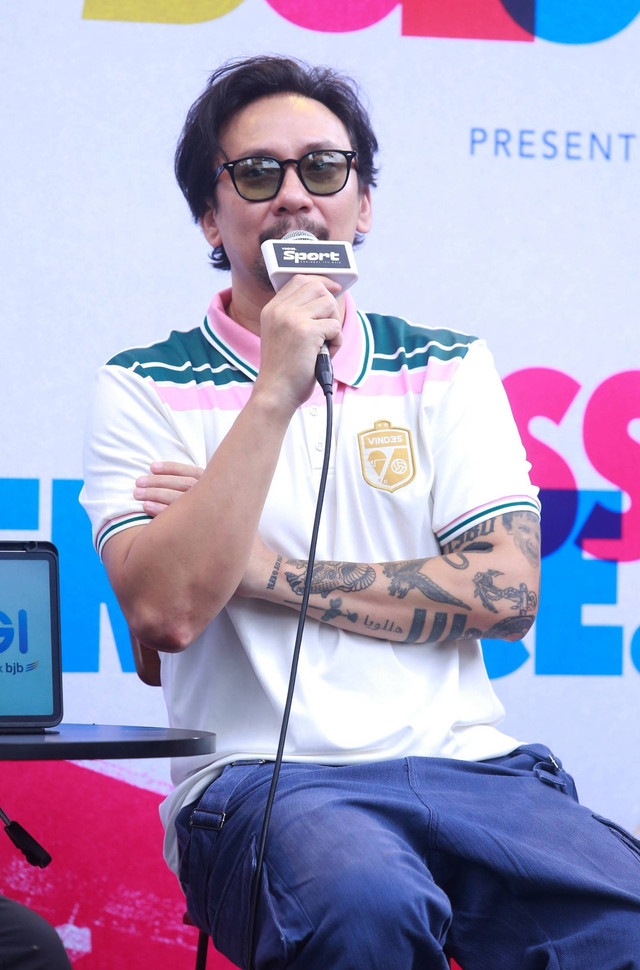 Vincent Rompies saat konferensi pers jelang Tepok Bulu 2023, di kawasan Kemang, Jakarta, Jumat (10/11/2023). Foto: Dok. Agus Apriyanto