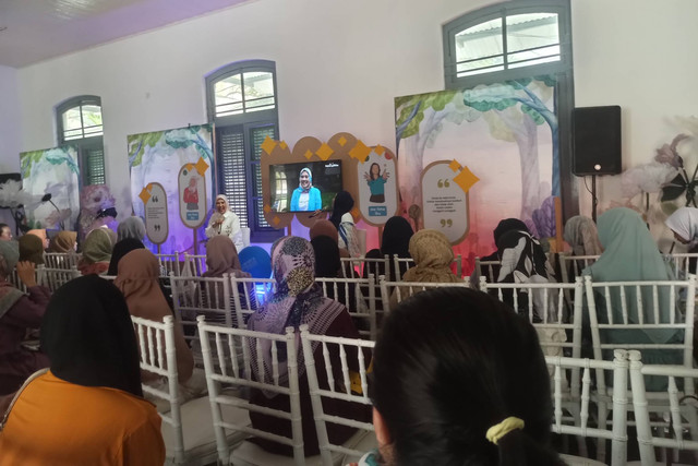 Keseruan acara Main Sama Bapak bersama Keluarga Kita. Foto: Nur Khafifah/kumparan
