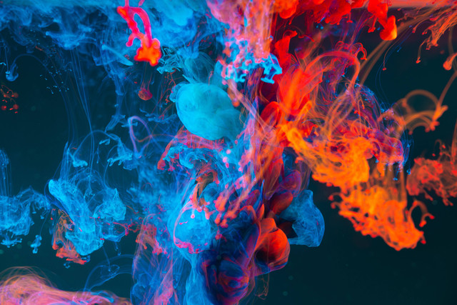 Pengertian seni lukis menurut Soedarso Sp. Foto: Unsplash/Lucas K