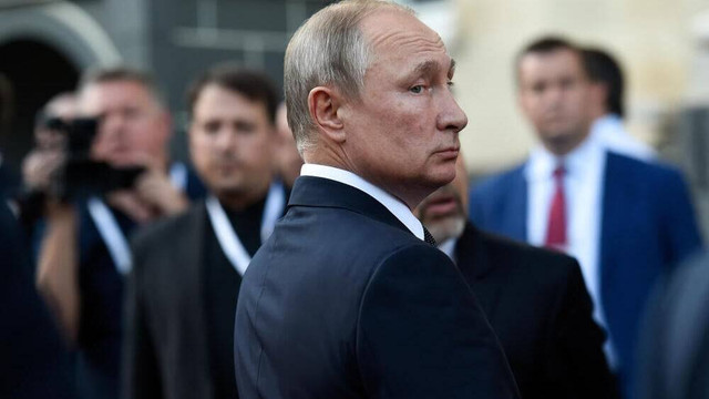Presiden Rusia, Vladimir Putin saat menghadiri pertemuan Dewan Ekonomi Eurasia Tingkat Tinggi di Yerevan, Armenia. Sumber: https://www.shutterstock.com/image-photo/yerevan-armenia-1-october-2019-russian-1629634864