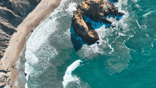 Ilustrasi Tiket Masuk Pantai Karimun Jawa. Foto: Unsplash/Unsplash+