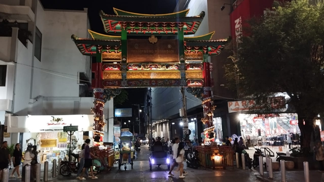 Salah satu sudut dengan arsitektur baru bernuansa Pecinan di Malioboro Source: Dok Pribadi