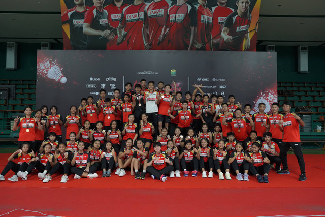 PB Djarum keluar sebagai juara umum di Gubernur Cup 2023 yang digelar di GOR Djarum, Jati, Kudus. Foto: Dok. PB Djarum