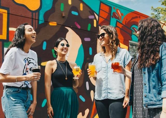 Ilustrasi kepribadian ambivert, sumber foto: unsplash.com/Elevate