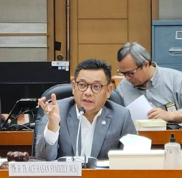 Wakil Ketua Komisi VIII DPR RI, Ace Hasan Syadzily, mengaku optimistis Biaya Penyelenggaraan Ibadah Haji (BPIH) tahun 2024 bisa turun jadi Rp 93 juta. Foto: Istimewa