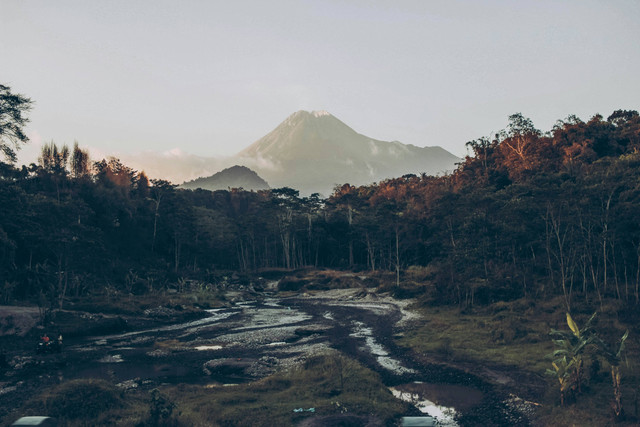 Museum Gunung Merapi, foto hanya ilustrasi: Unsplash/Camille Bismonte
