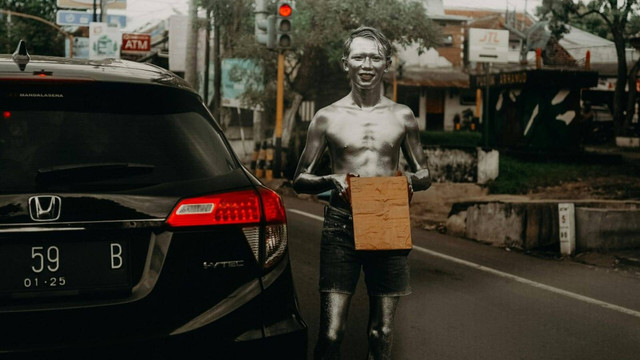 https://unsplash.com/