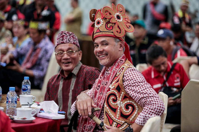 Ganjar hadiri acara dewan adat Dayak. Foto: Dok. Istimewa