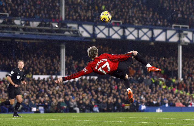 Everton vs Man United di Liga Inggris Foto: Reuters/Jason Cairnduff