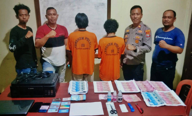 Pelaku pengendar uang palsu yang berhasil diamankan. | Foto: Dok Polres Lampung Tengah