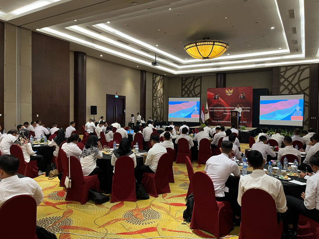 Perwakilah Petugas Lapas Kembangkuning Hadiri Rapat Koordinasi Deradikalisasi