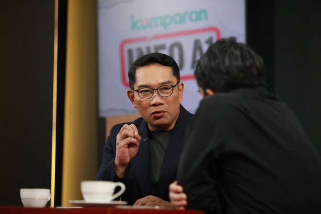 Ketua Tim Kampanye Daerah (TKD) Ridwan Kamil menjawab pertanyaan di acara Info A1 di kumparan, Jakarta, Kamis (30/11). Foto: Aditia Noviansyah/kumparan