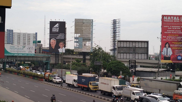 Kemacetan di Jalan Ahmad Yani Bekasi imbas demo buruh. Foto: Dok. Istimewa
