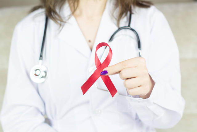  Ilustrasi Puisi Hari AIDS Sedunia, Foto Unsplash/Bermix Studio