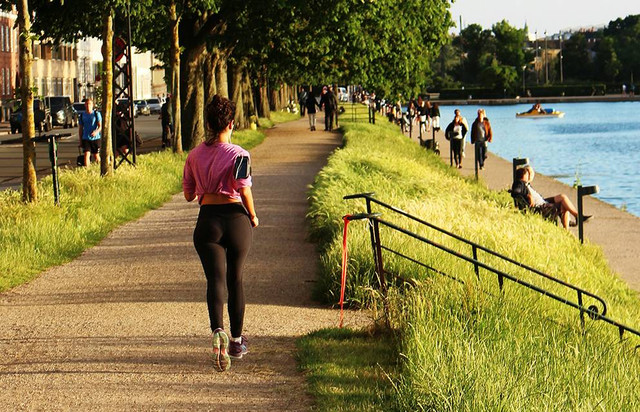 Ilustrasi tempat jogging di Jakarta. Sumber: www.unsplash.com