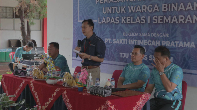 Manager PT. Sakti Intimegah Pratama, Sugiharto menyampaikan sambutan (dokumentasi Lapas)