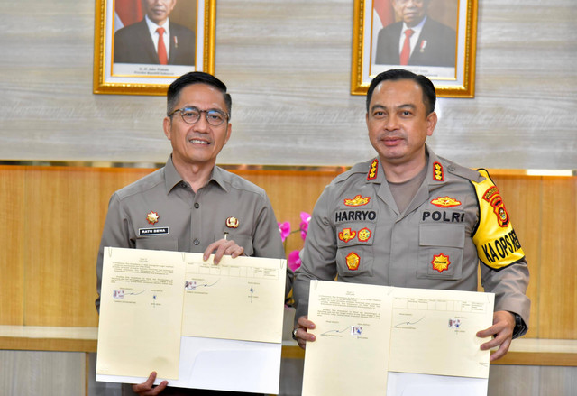 Pj Wai Kota Palembang, Ratu Dewa, bersama Kapolrestabes, Kombes Pol Harryo Sugihartono. (ist)
