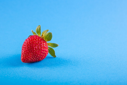 Ilustrasi Buah Stroberi. Foto: Toni Cuenca/pexels