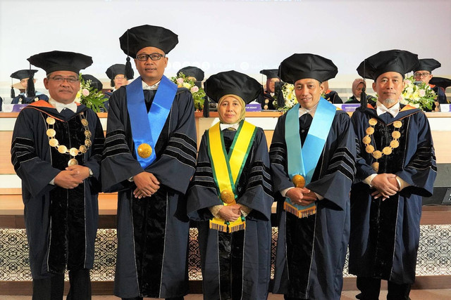 Pengukuhan tiga Guru Besar Universitas Ahmad Dahlan (UAD) (Dok. Bidang Humas & Protokol UAD)