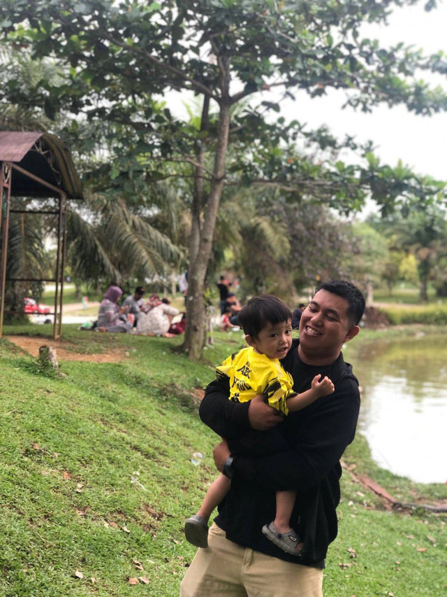 Qiz hamma narsani ozi qiladi porno video Yalangoch Zinaida Kiriyenko