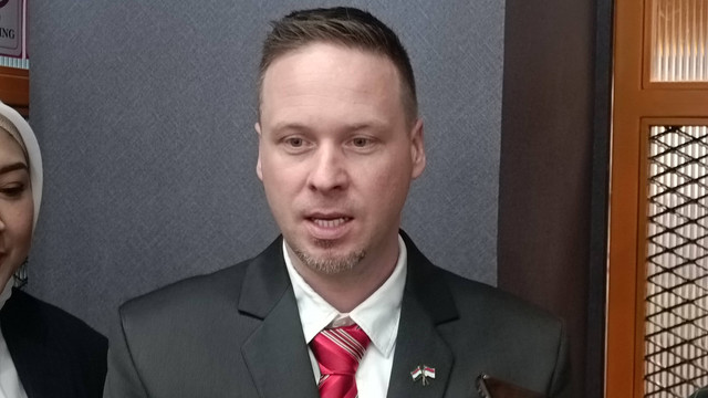 Direktur PT Roatex Indonesia Toll System (RITS) Gyula Orosz. Foto: Akbar Maulana/kumparan