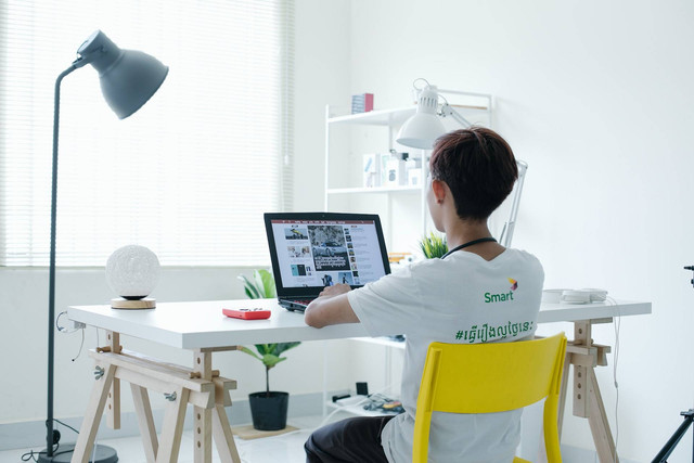 Ilustrasi Contoh Soal UAS PKn Kelas 12 Semester 1. Sumber: Unsplash/Screen Post