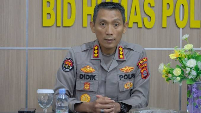 Kabid Humas Polda Banten Kombes Pol Didik Hariyanto mengimbau masyarakat pesisir untuk tidak beraktivitas dalam radius 5 km Anak Gunung Krakatau. Foto: Dok. Istimewa