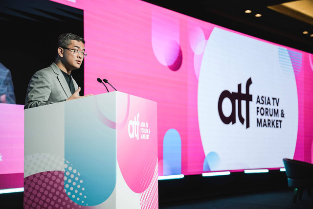 IMDA Chief Executive (CE), Lew Chuen Hong dalam pembukaan Asia TV Forum & market di Marina Bay Sands, Singapura, Selasa (5/12). Foto: Dok. IMDA