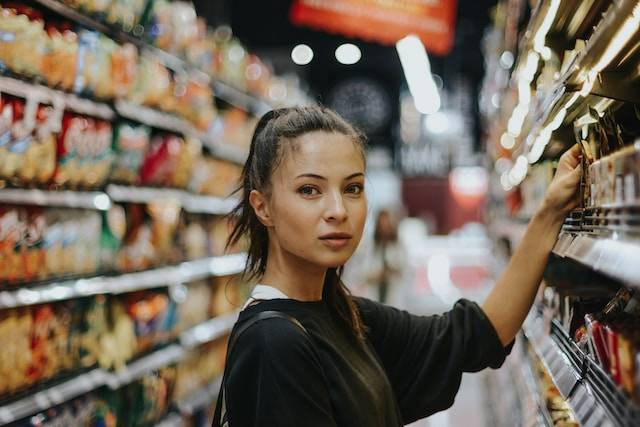 Ilustrasi Arti Konsumen. Foto: Unsplash.com