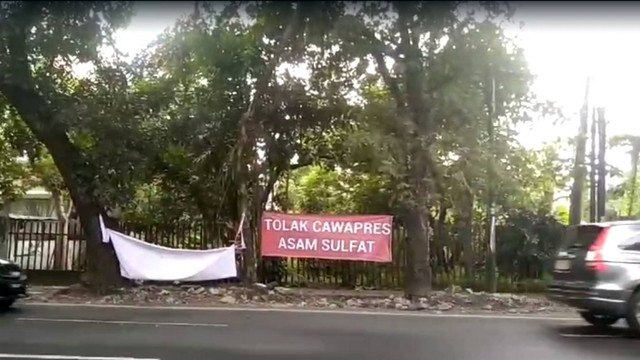 Lokasi di mana sempat terpasang baliho 'Tolak Cawapres Asam Sulfat'. Foto: Dok. Istimewa