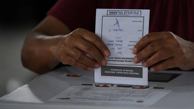 Ilustrasi pendaftaran KPPS 2024. Foto: ANTARA FOTO/Wahyu Putro A