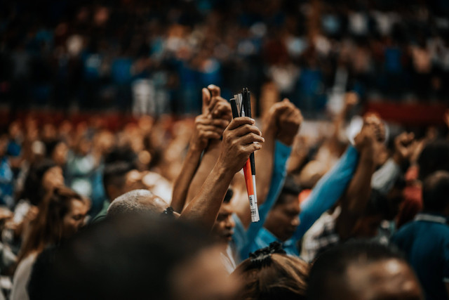 Ilustrasi umat Kristen di gereja. Foto: Pexels