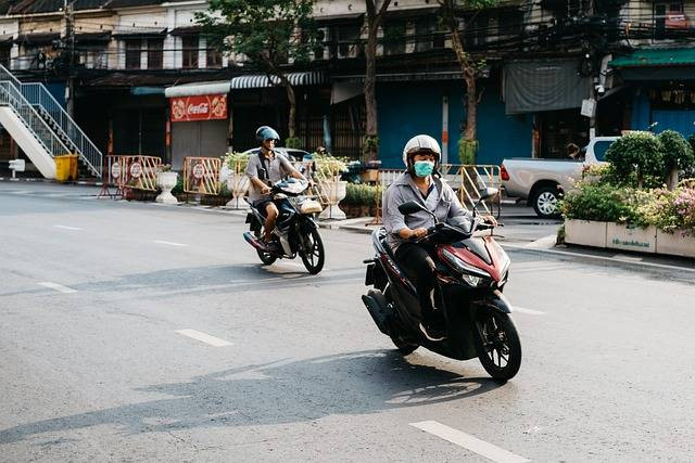 Ilustrasi tempat sewa motor Bandung. Sumber foto: Pixabay @Viarami