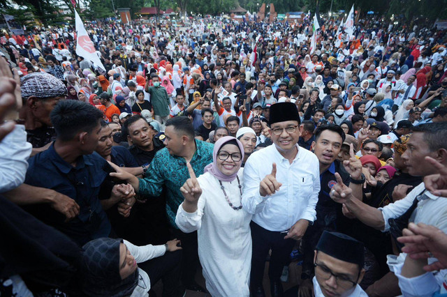 Capres Anies Baswedan di Alun-alun Kota Cirebon Foto: Dok. Istimewa