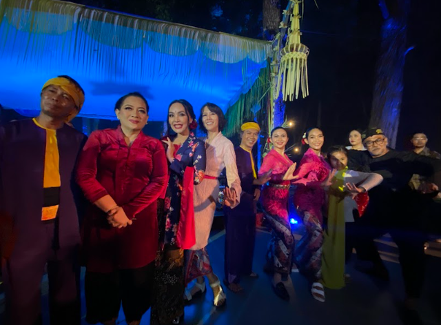 Ariel Tatum di acara Pagelaran Seni Lestari Tradisi 'Sukabumi 1980'. Foto: Ananda Amelia/kumparan