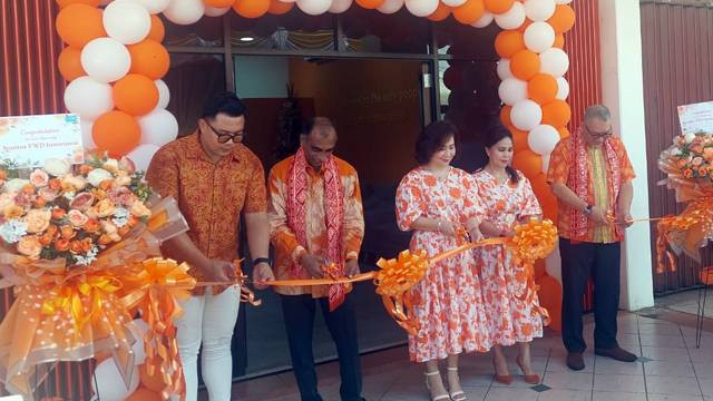 Pembukaan kantor Pemasaran Mandiri FWD Insurance Indonesia di Kota Manado, Sulawesi Utara.