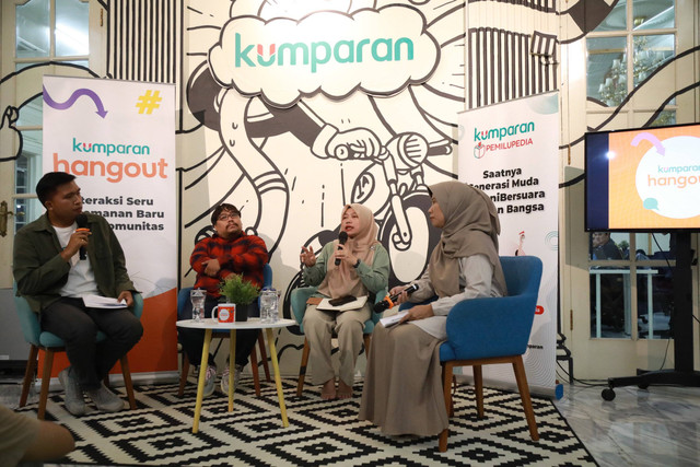 Keseruan kumparanHangout Nobar Debat Capres 2024 | kumparan.com