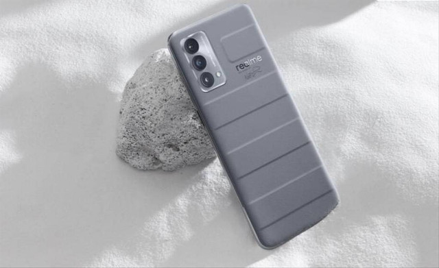 Ilustrasi cara restart HP Realme tanpa tombol power. Foto: realme