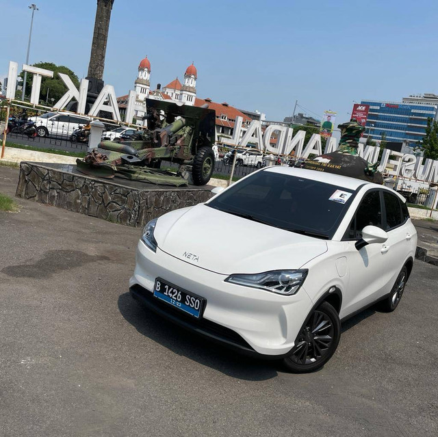 Media test drive mobil listrik Neta V di Semarang, Jawa Tengah. Foto: Sena Pratama/kumparan