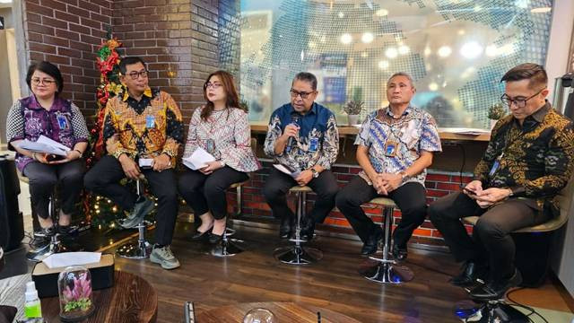 Pimpinan BNI Wilayah 11 Suluttenggomalut saat memaparkan kesiapan mereka menghadapi libur Natal 2023 dan Tahun Baru 2024. 