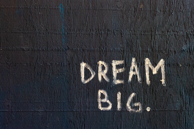 Ilustrasi Kata Bijak Anies Baswedan. Unsplash/Randy Tarampi.