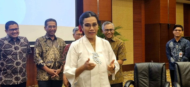 Menteri Keuangan Sri Mulyani dalam konferensi pers APBN KiTa di Kantor Kementerian Keuangan, Jumat (15/12/2023). Foto: Ave Airiza Gunanto/kumparan