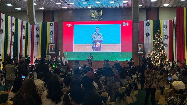 Capres nomor urut 1, Anies Baswedan di acara Refleksi Menyambut Natal 2023 dan Tahun Baru 2024 di kompleks parlemen, Jumat (15/12/2023). Foto: Haya Syahira/kumparan