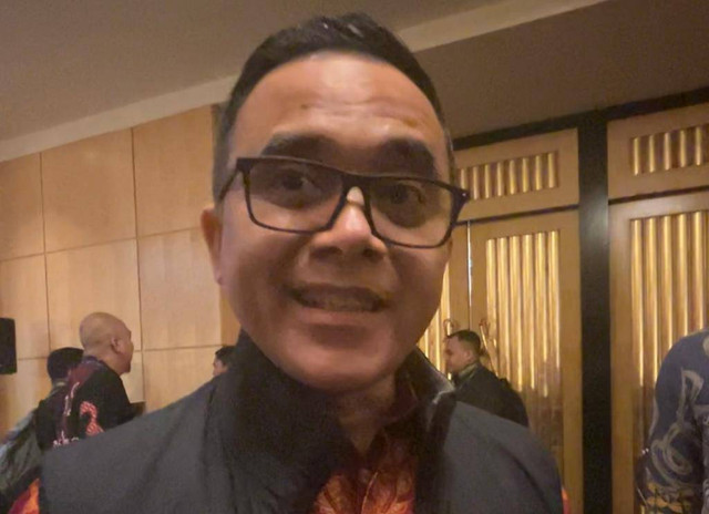 Menteri Pendayagunaan Aparatur Negara dan Reformasi Birokrasi (MenPANRB), Abdullah Azwar Anas usai acara Malam Anugerah Bangga Berwisata di Indonesia pada Jumat (15/12).  Foto: Widya Islamiati/kumparan